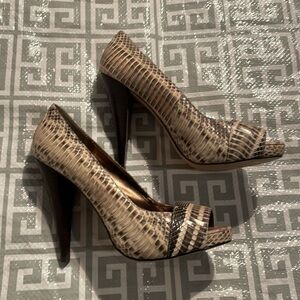 Aldo Open Toe Animal Print High Heel 4.5” Shoe. Size 36